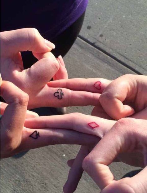 Sentimental Tattoos, Dr Tattoo, Heart Tattoos With Names, Matching Bff Tattoos, Cousin Tattoos, Maching Tattoos, Matching Friend Tattoos, Cute Matching Tattoos, Small Matching Tattoos