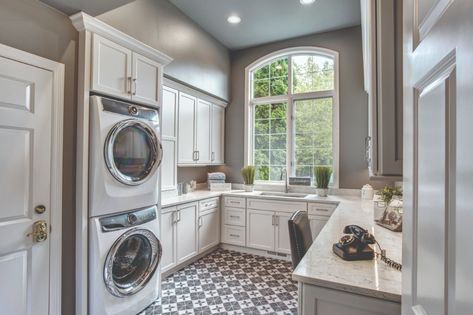 Office Laundry Room Combo, Laundry Office Combo, Mud Room Laundry Room Combo, Laundry Room Combo, Pet Rooms, Laundry Craft Rooms, Laundry Room Pantry, Exercise Rooms, Laundry Pantry