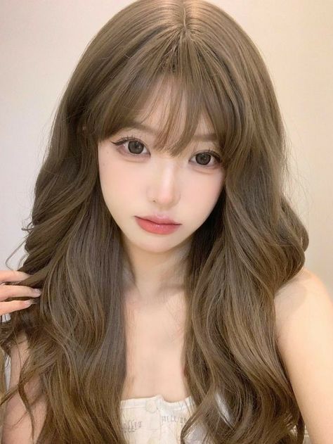 Brown Hair Korean, Wigs Design, Bleach Hair Color, Bangs Wig, Oval Face Hairstyles, Girl With Brown Hair, 사진 촬영 포즈, Wig With Bangs, Bleached Hair