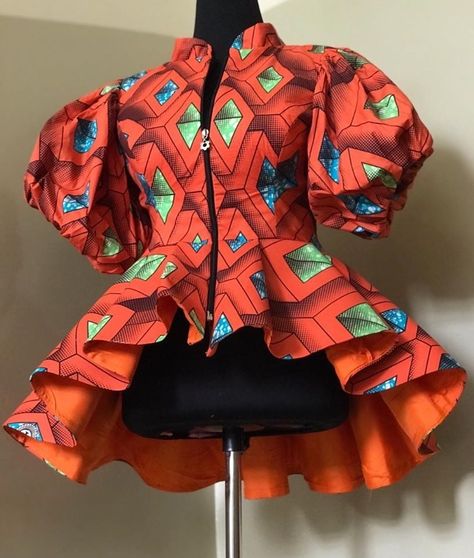 African Print Peplum Top, Ankara Blouse, African Blouses, African Print Tops, African Dresses For Kids, African Dresses Modern, African Wear Dresses, Afrikaanse Mode, Peplum Tops