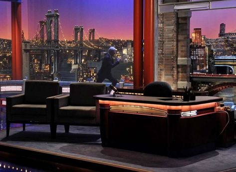 Late Show with David Letterman - The Hour Tv Set Design, Tv Talk Show, Podcast Studio, Late Night Show, Late Night Talks, Tv Set, Night Show, Tv Design, David Letterman