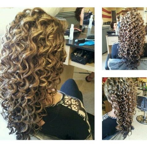 Big Curl Perms For Long Hair, Home Perm Big Curls Diy, Diy Perm At Home Curls, Big Perm Curls, Loose Spiral Perm Long Hair, Long Hair Perm Before And After, Big Curl Perm, Tight Perm, Spiral Perms