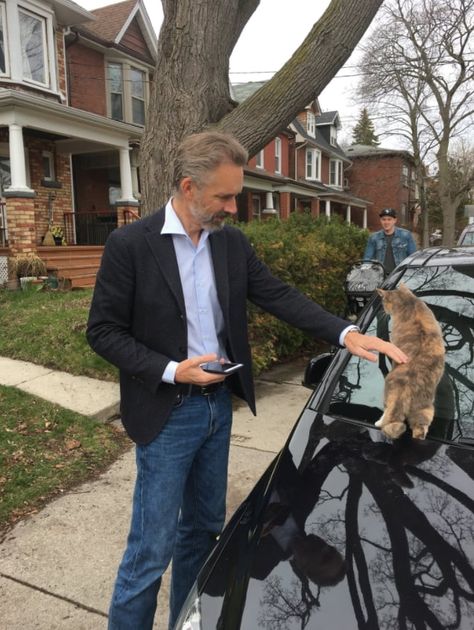 I say this guy petting my cat. Turned out it was Jordan Peterson. Jordan B, Art Of Manliness, Daily Wire, Jordan Peterson, Love Funny, Life Rules, Cat Stuff, Hot Actors, Smart People