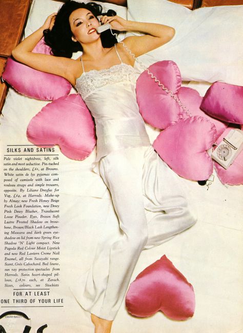 silks and satins - bailey - vogue july 74 2 Marie Helvin, Valentine Photo Shoot, David Bailey, Lulu Frost, Valentine Photo, Photoshoot Themes, Vogue Uk, Photoshoot Concept, Vintage Valentines