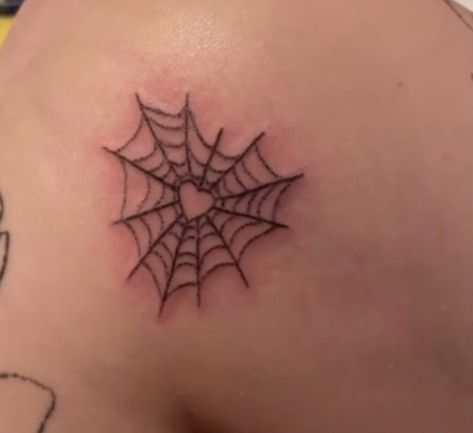 Tattoos For Women Heart, Spider Web Heart Tattoo, Web Heart Tattoo, Web Tattoo Ideas, Ankle Foot Tattoo, Web Heart, Tattoos Cute, Spider Web Tattoo, Wrist Tattoo Designs