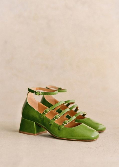 Green Velvet Shoes, Eccentric Outfits, Elopement Outfit, Purple Tights, Coming Out Of The Closet, Envy Clothing, Baby Jane, Green Flats, Shoes And Socks