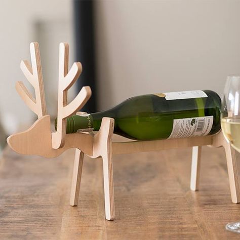 Reindeer Wine Bottle, Wine Bottle Stand, Cnc Router Projects, Projects To Sell, Router Projects, Wine Stand, Table Top Wine Rack, Laser Cut Wood Crafts, Routeur Cnc