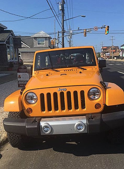 Orange Jeep Wrangler, Orange Jeep, Car Vibes, Car Jeep, Life Vision, Dream Cars Jeep, Life Vision Board, Beach Lifestyle, The Girlfriends