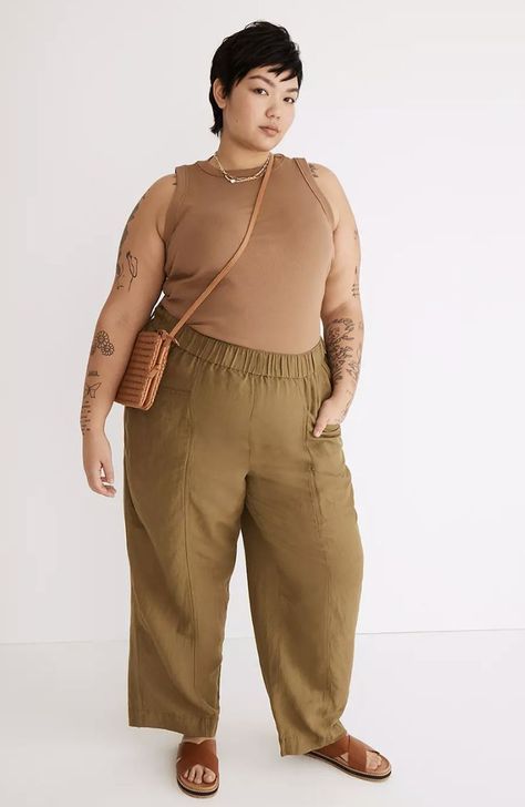 Wide Leg Linen Pants Outfit, Minimal Style Outfits, Big Size Fashion, Linen Pants Outfit, Summer Pants Outfits, Wide Leg Linen Pants, Plus Size Summer, Plus Size Pants, Curvy Girl Fashion