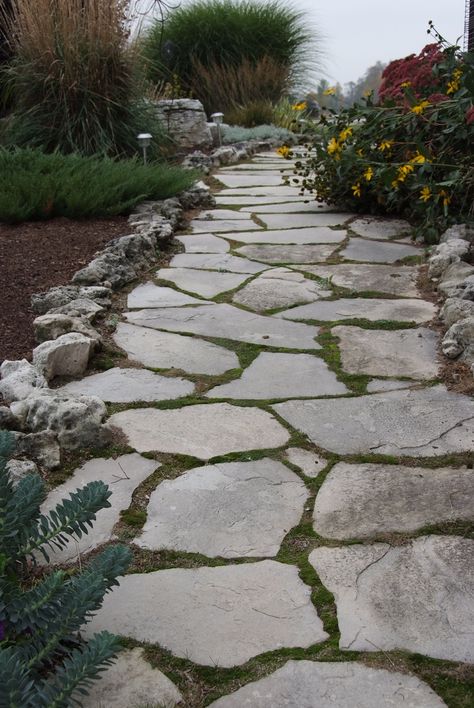 Limestone Stepping Stones, Limestone Flagstone Patio, Limestone Pathway Walkways, Natural Flagstone Patio, Limestone Walkway Pathways, Limestone Patio Ideas, Limestone Pathway, Limestone Walkway, Flagstone Driveway