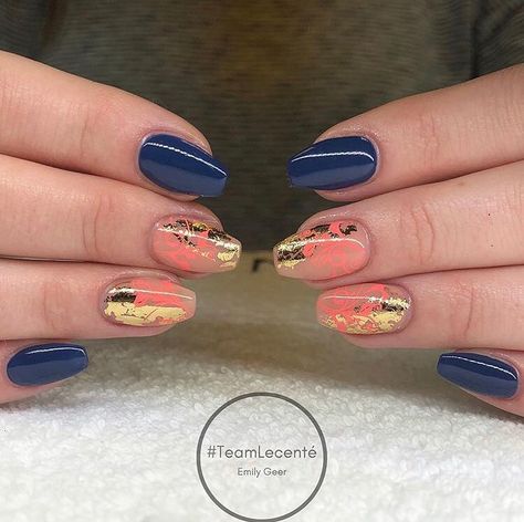 Lecente™ on Instagram: “Absolutely beautiful set by @inspirednailsandbeautybw using our Bright Gold Foil! We love this colour combo 😍❤️ #lovelecente #lecentefoil” Foiled Nails, Winter Nail Art Ideas, Foil Nail Art, Nail Foil, Gold Nail Art, February Nails, Galaxy Nails, Gold Nail, Cnd Shellac