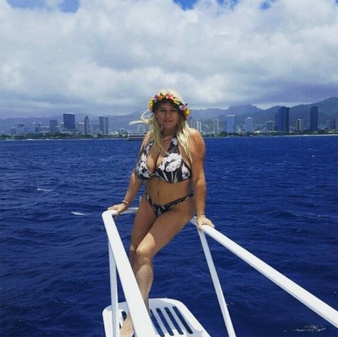 Beth The Bounty Hunter, Beth Smith, Beth Chapman, Hawaiian Woman, Hunter Dog, Dog The Bounty Hunter, Black Cowboy Hat, Black Cowboys, Blonde Bombshell