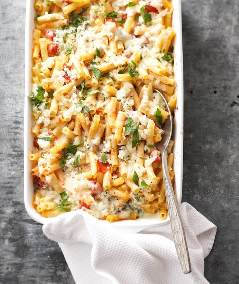 Make-Ahead Baked Ziti with Three Cheeses Make Ahead Oven Dinners, Easy Make Ahead Pasta Dishes, Make In Advance Dinners, Make Ahead Pasta Bake, Make Ahead Pasta Dishes, Make Ahead Casseroles, Pasta Fagioli Recipe, Italian Pasta Dishes, Baked Pasta Recipes