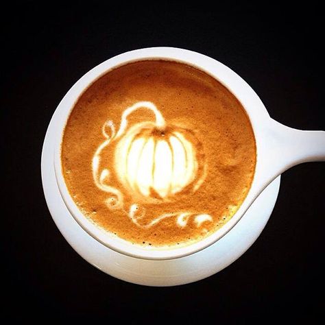 River Maiden Artisan Coffee Vanc. WA Pumpkin Latte Art, Ghost Coffee Art, The Last Coffee Bean Artist, Cat Latte Art, Stumptown Coffee, Coffee Latte Art, Morning Coffee Images, Coffee Shop Aesthetic, Pumpkin Latte