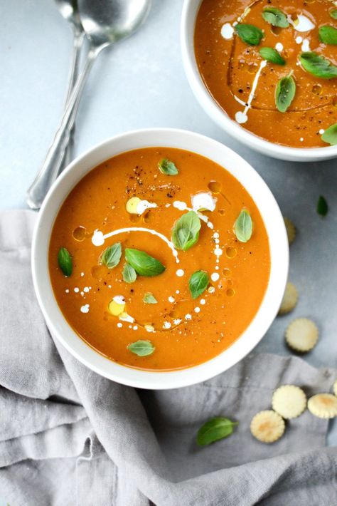 Roma Tomato Soup, Ww 2023, Meatless Dinners, Homemade Vegetable Broth, Vegetarian Soups, Roma Tomato, Keto Thanksgiving, Snacks Under 100 Calories, Savory Pumpkin Recipes