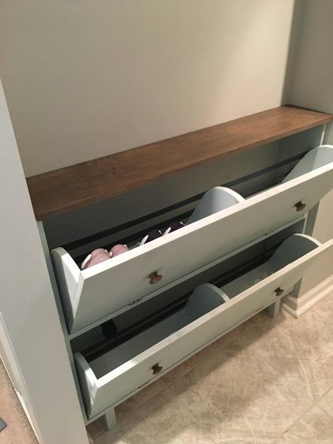 Dresser Into Shoe Storage, Diy Shoe Dresser, Home Made Shoe Rack Ideas, Build A Shoe Rack, Shoe Dresser, Furniture Blueprints, Small Mudroom Ideas, Shoe Storage Furniture, Shoe Organizer Entryway