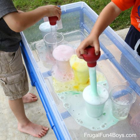 Awesome Water Table Play Ideas Diy Sand And Water Table, Water Tray Ideas Eyfs, Water Table Ideas, Kids Water Table, Tuff Tray Ideas Toddlers, Abc Countdown, Water Play Activities, Sensory Play Ideas, Table Activities