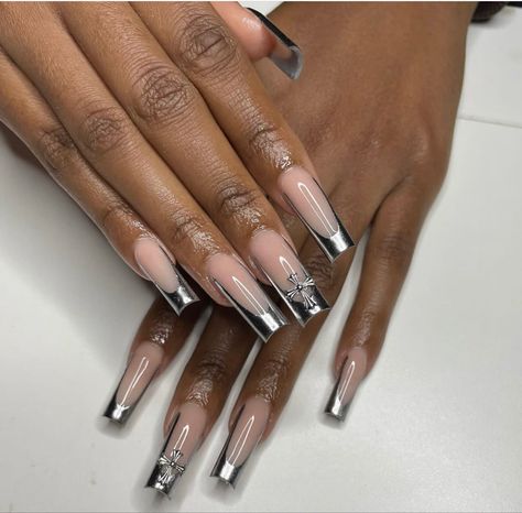 Metallic Nail Designs, Silver Tip Nails, Chrome Nails Silver, Sliver Nails, Metallic Nails Design, Orange Acrylic Nails, Grey Acrylic Nails, Silver Nail Designs, Cross Nails