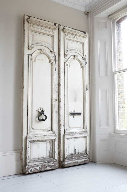 ♥ old French doors--I knew there was a reason I was saving that door... Old French Doors, Antique French Doors, Vintage Doors, Door Inspiration, Rustic Doors, Antique Doors, White Doors, French Doors Interior, Old Door