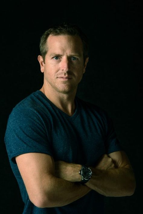 Proud Cloud, Hugh Howey, Living Underground, Computer Technician, Interstellar Travel, Uncertain Future, Open Quotes, Kindle Direct Publishing, Portrait Photos