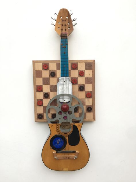 Assemblage Art Easy, Art Easy, Find Objects, Art Simple, Assemblage Art, Art Base, Easy Paper Crafts, Assemblage, Musical Instruments