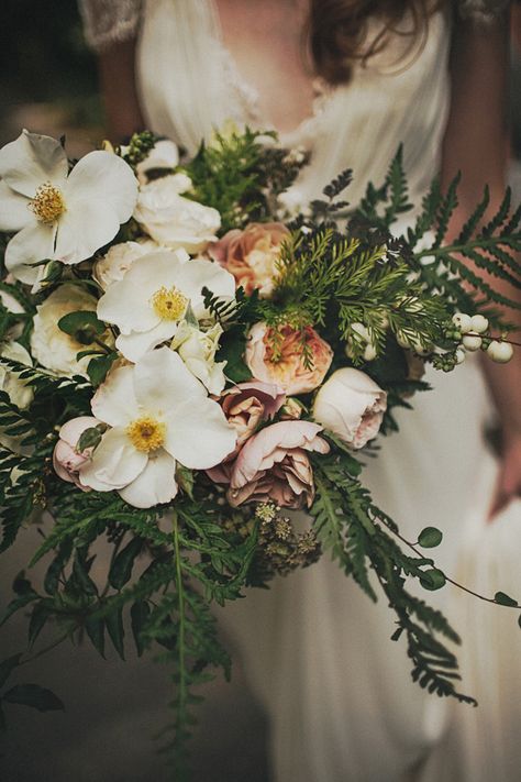 Woodland Wedding Bouquet, Fern Bouquet, Woodland Theme Wedding, Bouquet Bride, Flowers And Greenery, Woodsy Wedding, Bouquet Of Flowers, Woodland Wedding, Forest Wedding