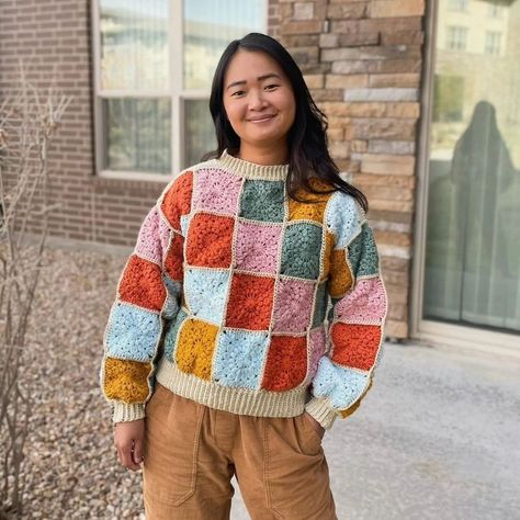 Check out this PatchworkSweater made by @_kristencrochets. Isn't it cozy? 🍁🍂 Pattern: Patchwork Sweater by Auburn Threads #crochet #crochetsweater Crochet Block Sweater, Patchwork Sweater Pattern, Patchwork Sweater Crochet, Crochet Patchwork Sweater, Crochet Granny Square Sweater, Square Sweater, Granny Square Sweater, Feather Yarn, Cozy Pattern