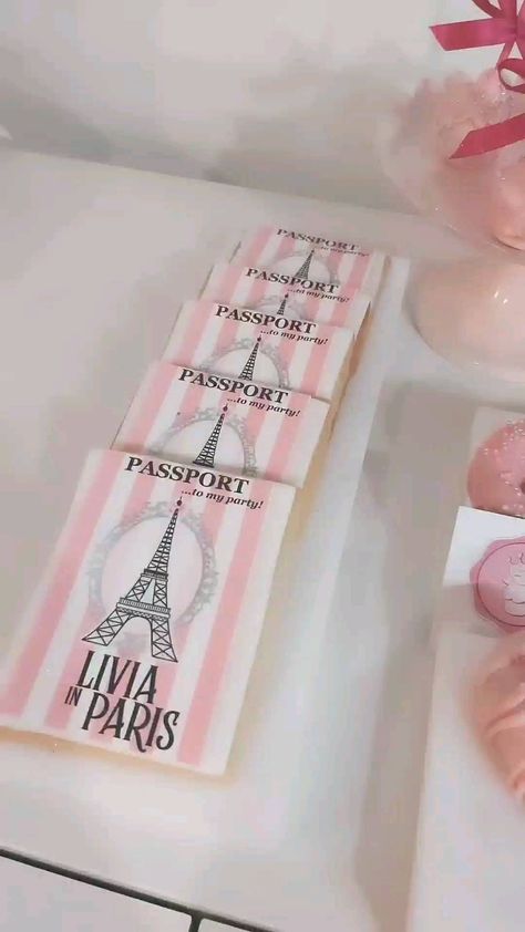 Emily In Paris Aesthetic, Paris Cookies, Paris Bridal Shower Theme, Paris Birthday Theme, Paris Themed Birthday Party, Paris Bridal Shower, Miss Cake, Paris Birthday Parties, Paris Theme Party