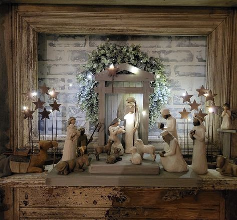 Nativity Setup Ideas, Nativity Christmas Tree Decorations, Willowtree Nativity Display Ideas, Manger Scene Display Ideas, Christmas Nativity Scene Display Indoor, Nativity Displays In Home, Decorating With Nativity Scenes, Nativity Mantel Ideas, White Nativity Scene Display