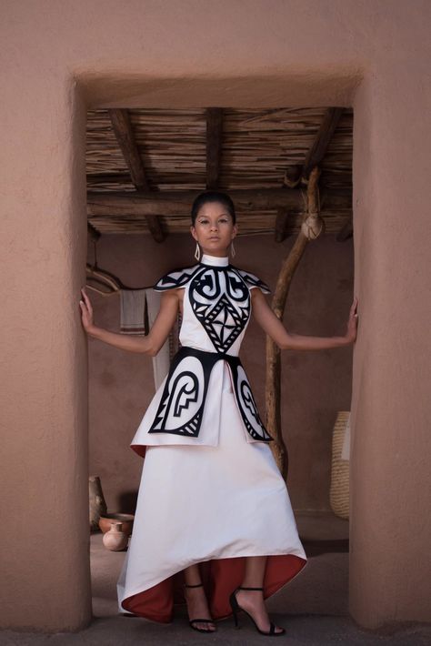 Acoma Pueblo Designer's Art Featured at Walt Disney World's New American Indian Art Exhibit - PowWows.com - Native American Pow Wows