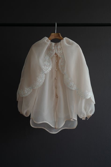 Chic Filipiniana, White Organza Blouse, Filipiniana Top, Malaysian Fashion, Kebaya Modern Dress, Detachable Cape, Bridal Jewellery Earrings, Collarless Shirt, Fashion Tops Blouse