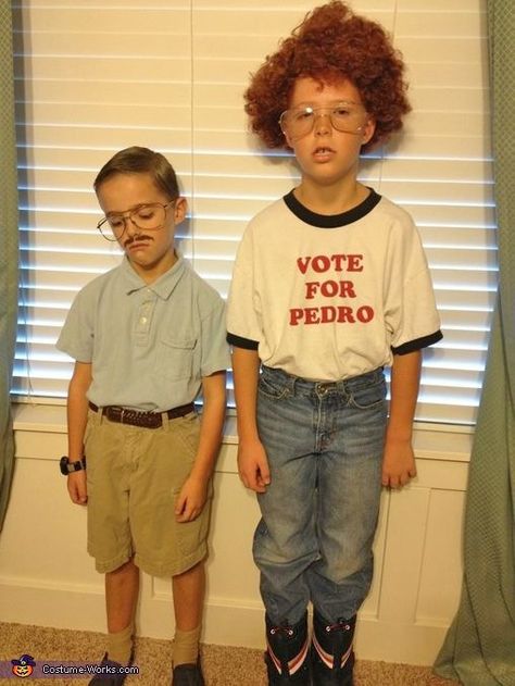 Diy Halloween Costumes, Sokcho, Napoleon Dynamite, Doug Funnie, Costume Works, Family Costumes, E Card, Halloween Disfraces, Halloween Costumes For Kids