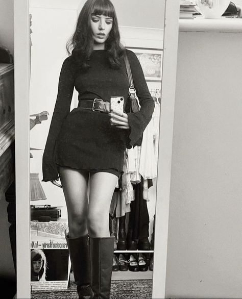 60s Witch Fashion, 60s Goth Aesthetic, 70s Black Outfit, 70s Goth Outfits, 70s Goth Aesthetic, Goth 70s Fashion, 70s Boots Outfit, 80s Goth Aesthetic, 70s Alternative Fashion