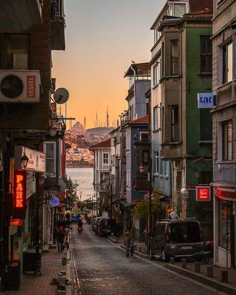 Turkey Places, Istanbul Turkey Photography, Filmmaking Inspiration, Istanbul City, Istanbul Travel, City Lifestyle, Europe Summer, Dream Travel Destinations, Urban Life