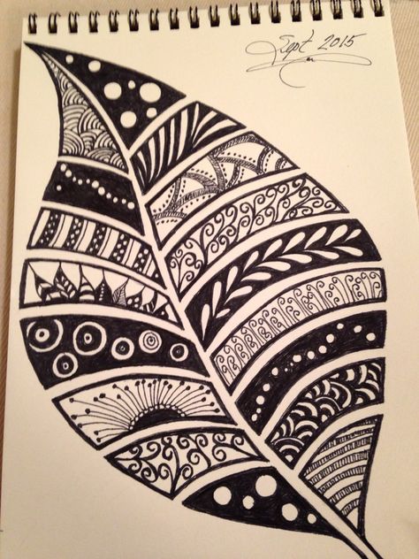 Drawing Aesthetic Sketchbook, Art Mandala Design, Aesthetic Sketchbook, Easy Mandala Drawing, Drawing Aesthetic, Boho Art Drawings, Sketch Portrait, Zentangle Artwork, Mandala Art Therapy