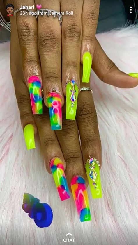 Neon Color Nails, Color Nails Designs, Watermarble Nails, Nail Designs For Spring, Classy Nail Art Ideas, Remove Acrylic Nails, Designer Nails, Drip Nails, Savings Strategy