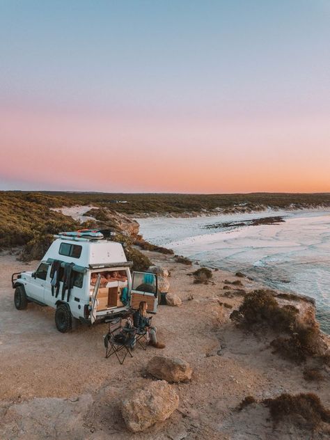 Travelling Australia in our Troop Carrier #troopcarrier #troopcarrierinterior #troopy #roadtripaustralia #vanlife #vanlifeinterior Eyre Peninsula, Usa Roadtrip, Kombi Home, Backpacking Europe, Caravan Park, Free Camping, Makassar, South Australia, Australia Travel