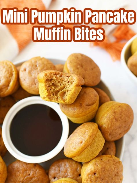 Mini Pumpkin Pancake Bites Pumpkin Pancake Mix, Mini Muffin Tin Recipes, Mini Pancake Muffins, Pancake Mix Muffins, Mini Pumpkin Muffins, Pumpkin Pancake, Pumpkin Muffins Easy, Pumpkin Spice Pancakes, Tin Recipes