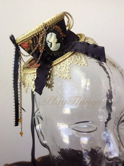 'Victoria' teacup hat/fascinator by VanRoy13 on deviantART Teacup Headband, Steampunk Christmas Decorations, Teacup Hat, Steampunk Female, Steampunk Hats, Descendants Dr, Hatter Costume, Steampunk Costumes, Female Costume