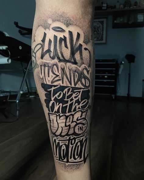 Graffiti Style Tattoo, Tattoo Graffiti Style, Graffiti Tattoo Ideas, Kaws Tattoo, Chicano Tattoos Lettering, Hip Hop Tattoo, Collage Tattoo, Tattoo Graffiti, Tattoo Apprenticeship