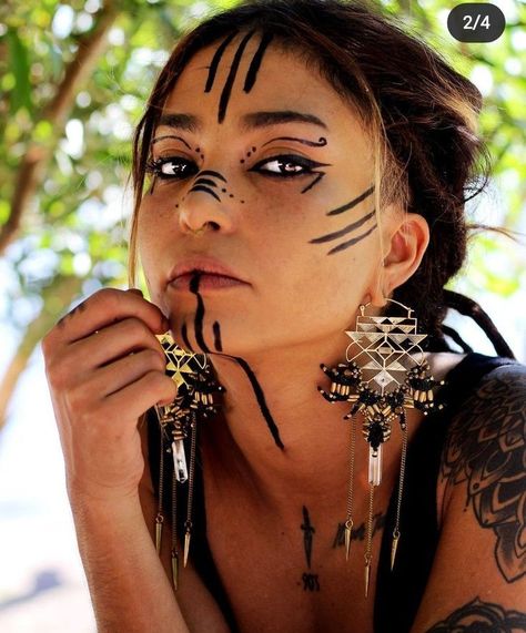 Native Makeup Halloween, Native American Warrior Face Paint, Native Indian Face Paint, Warrior Eye Makeup, Mayan Face Paint, Indigenous Face Paint, Nordic Face Paint, Caveman Makeup, Romani Makeup