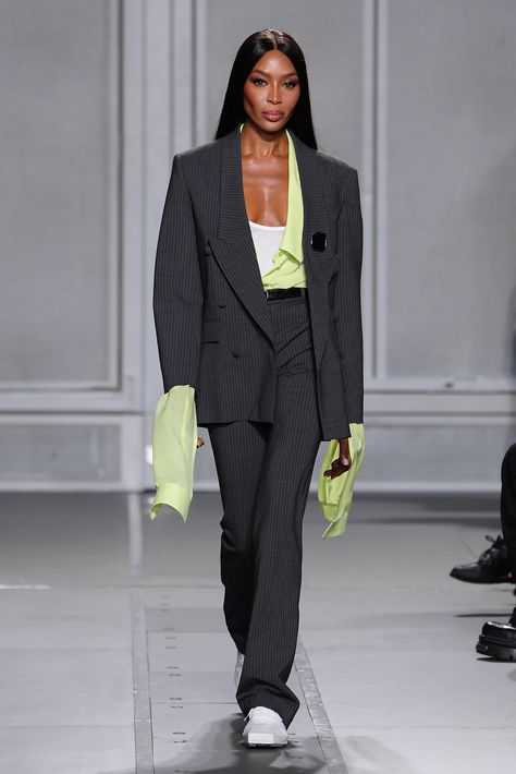 Coperni RTW Spring 2024 [PHOTOS] – WWD Spring Collection Fashion, Paris Fashion Week Runway, Outfit Inspiration Women, Luxury Lifestyle Fashion, Woman Suit Fashion, Hottest Fashion Trends, Colourful Outfits, Spring 2024, Look Fashion