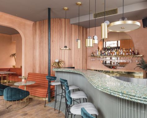 Curved Bar Design, Interior Design Mediterranean, Restaurants Design, Timber Slats, Design Café, Mediterranean Design, Curved Bar, London Restaurants, Hospitality Design