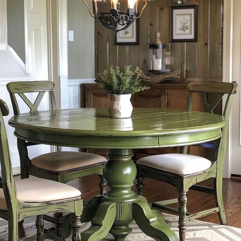 A Ray of Sunlight - Painted Furniture & DIY Painted Dining Table, Green Dining Room, Painted Furniture Diy, Makeover Ideas, Grass Green, Green Paint, Table Ideas, Breakfast Nook, First Home