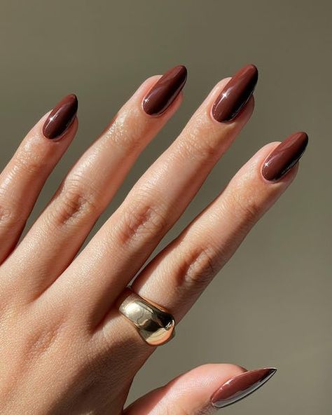 Brown Nail, Neutral Nail Color, Brown Nails Design, Brown Nail Polish, Manikur Kuku, Summer Manicure, Short Square Nails, Cream Nails, Dark Autumn