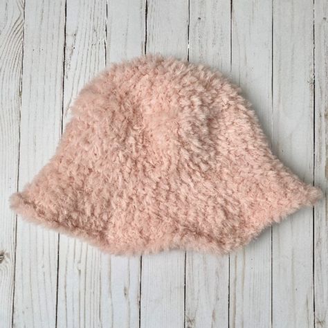 Crochet Fur Bucket Hat, Crochet Fuzzy Bucket Hat, Fur Crochet Patterns, Fluffy Bucket Hat Crochet, Crochet Velvet Bucket Hat, Faux Fur Yarn Crochet Patterns, Crochet Fuzzy Hat, Crochet Fur Hat, Fuzzy Crochet Hat