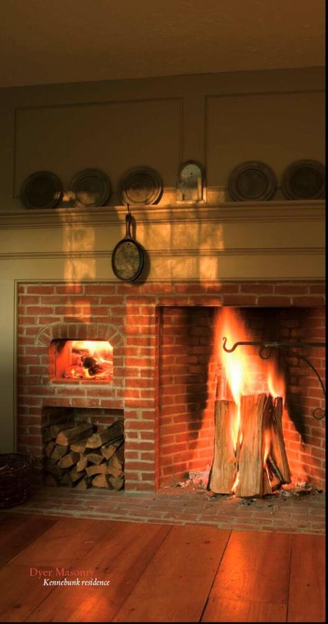 Fireplace Wood Storage Ideas, Small Cabin Living Room, Wood Storage Ideas, Fireplace Wood Storage, Log Cabin Living Room, Rumford Fireplace, Modern Cabin Interior, Fireplace Cooking, Fireplace Gallery