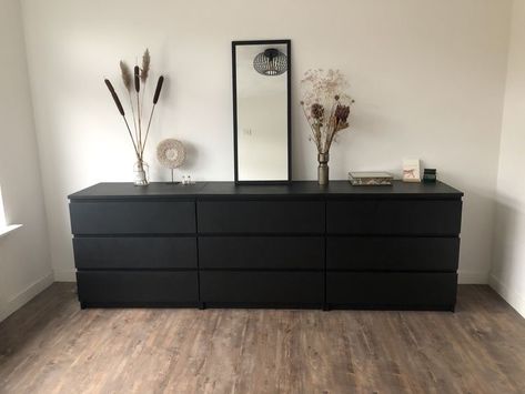 Malm Dressers Side By Side, Ikea Malm Bedroom Ideas Black, Malm Bedroom Ideas Black, Black Malm Dresser, Ikea Malm Black, Black Ikea Dresser, Simple Earthy Bedroom, Ikea Malm Bedroom, Ikea Malm Bedroom Ideas