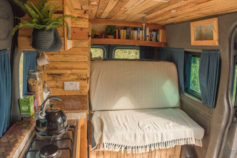 T5 Conversion, Vanlife Ideas, Cosy Couch, Campervan Inspiration, Camper Inspiration, Van Kitchen, Teardrop Campers, Minivan Camping, Bus Living