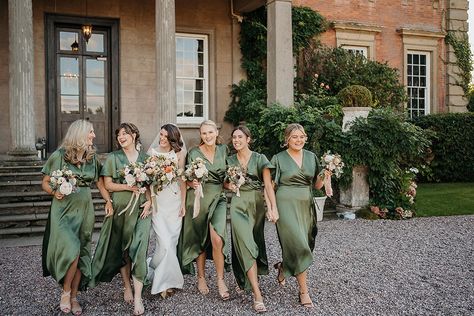 jo-custom-jesus-peiro-2243-davenport-house-wedding (59) Davenport House, Modern Bridesmaid Dresses, St Nicholas Church, Autumnal Wedding, Modern Bridesmaid, Jesus Peiro, Modern Luxe, Wedding Boutique, October Wedding